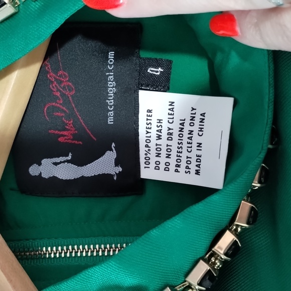 Mac Duggal black and green A-line prom dress with neck embellishments - Picture 4 of 5